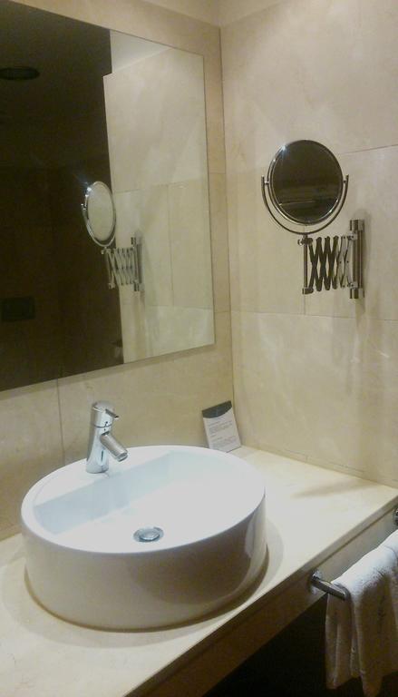 Hotel Garelos Betanzos Zewnętrze zdjęcie