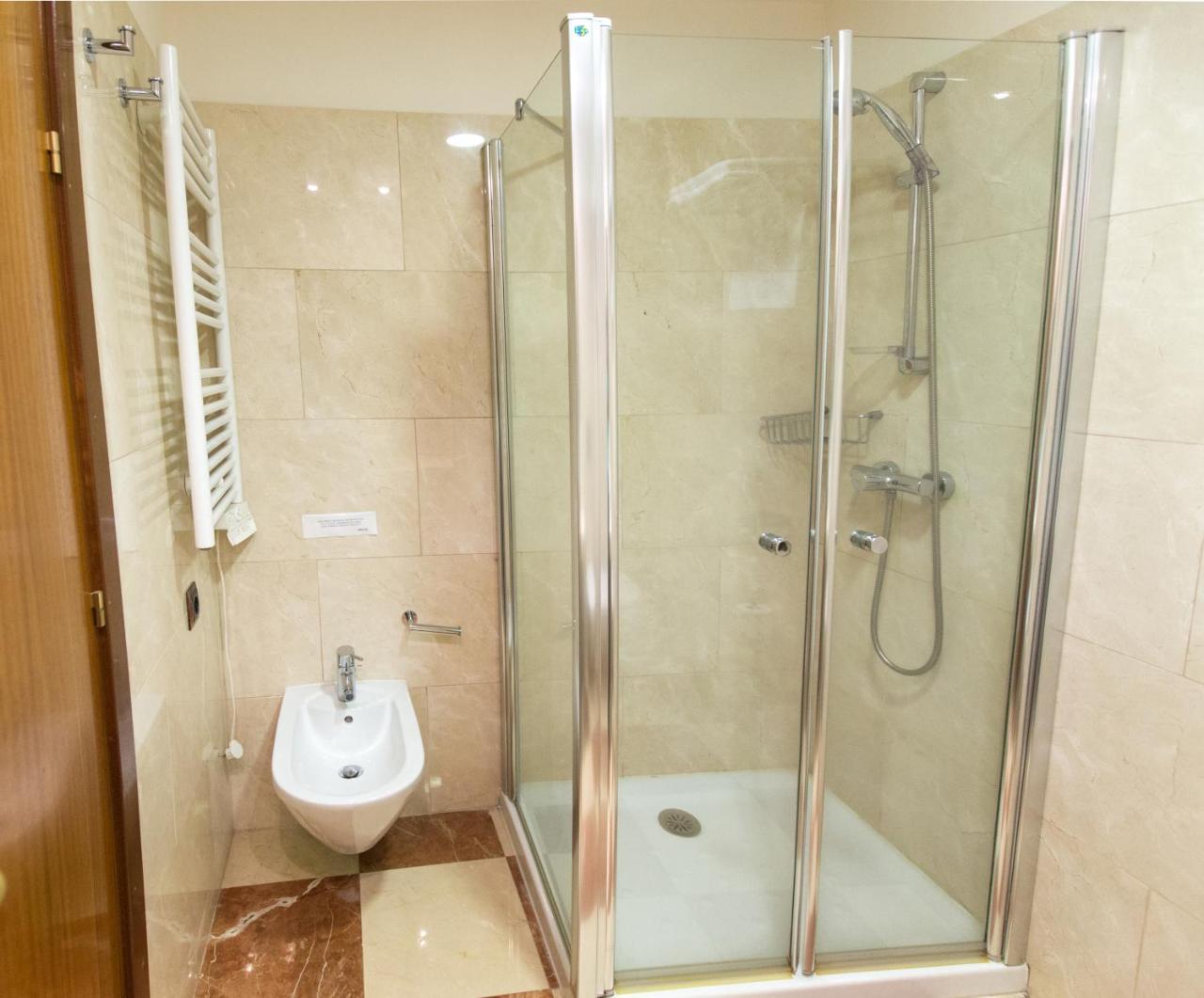 Hotel Garelos Betanzos Zewnętrze zdjęcie